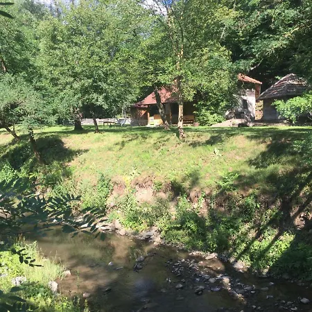 Kuca Za Odmor Todorovica Mlin Vikendica Gornji Milanovac
